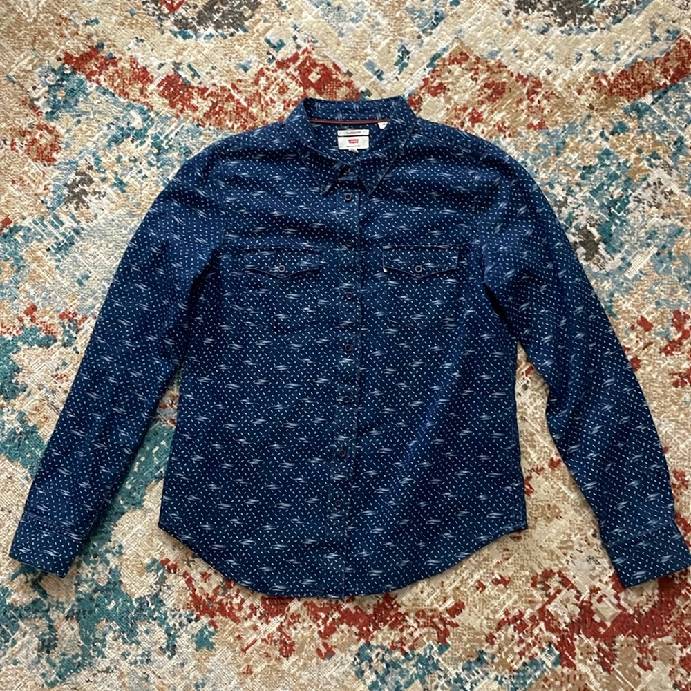 Levi’s 100% Cotton Button-up, Small